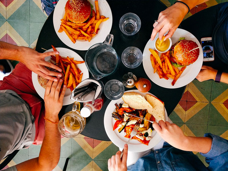 Aritmie, mangiare troppo può causare alterazioni del battito cardiaco